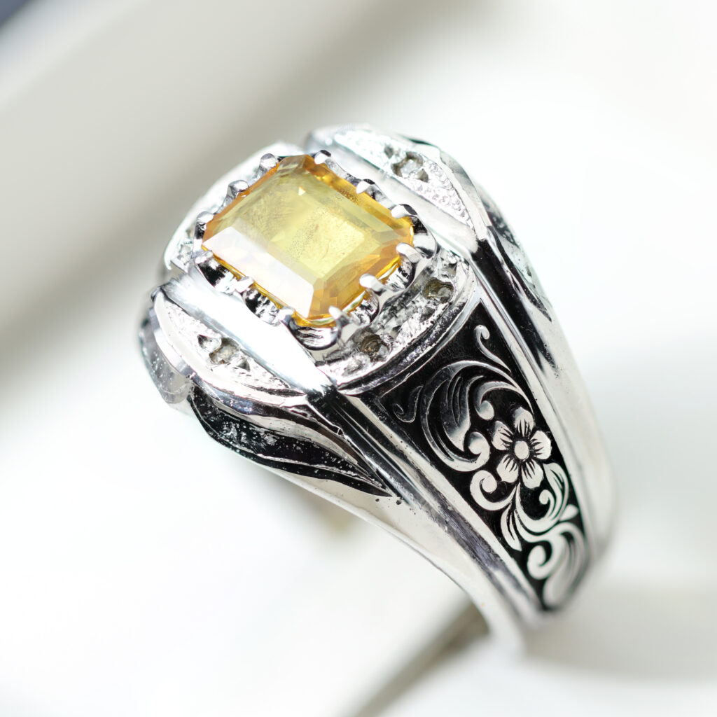 انگشتر مردانه یاقوت زرد A+ کد 12768 — تصویر ۴
