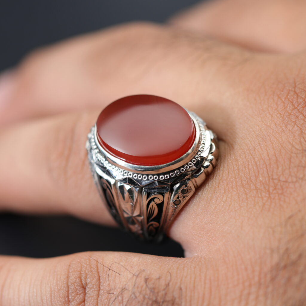 انگشتر مردانه نقره عقیق یمنی قرمز کد 13240 — تصویر ۲
