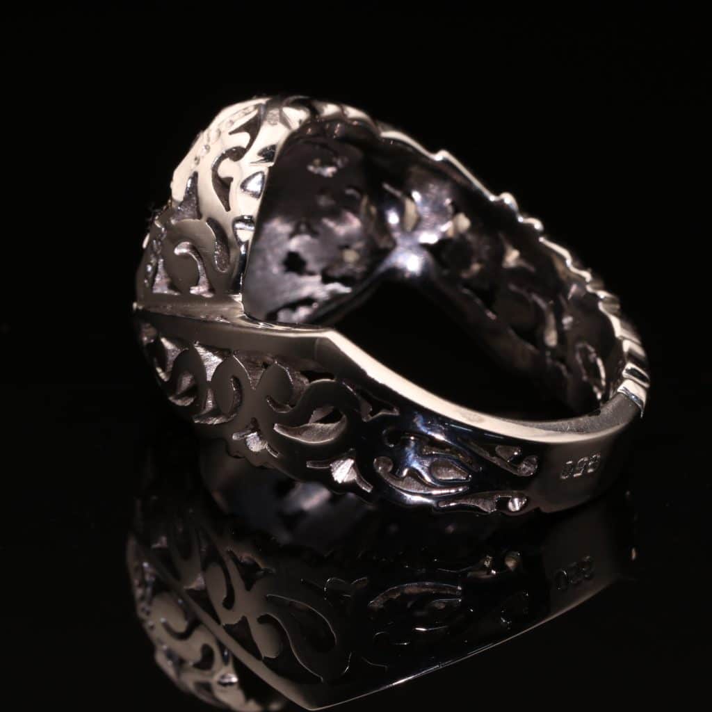 انگشتر مردانه نقره یاقوت کبود کد 11146 — تصویر ۳